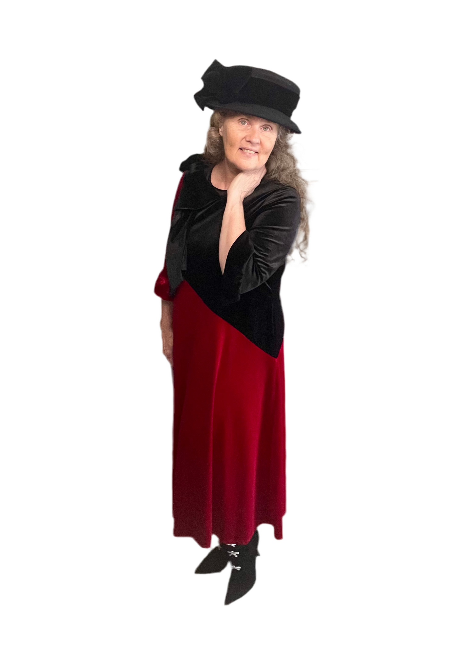 Red & Black Velvet Dress: M-3X.  Can Be Returned For Exchange Only!