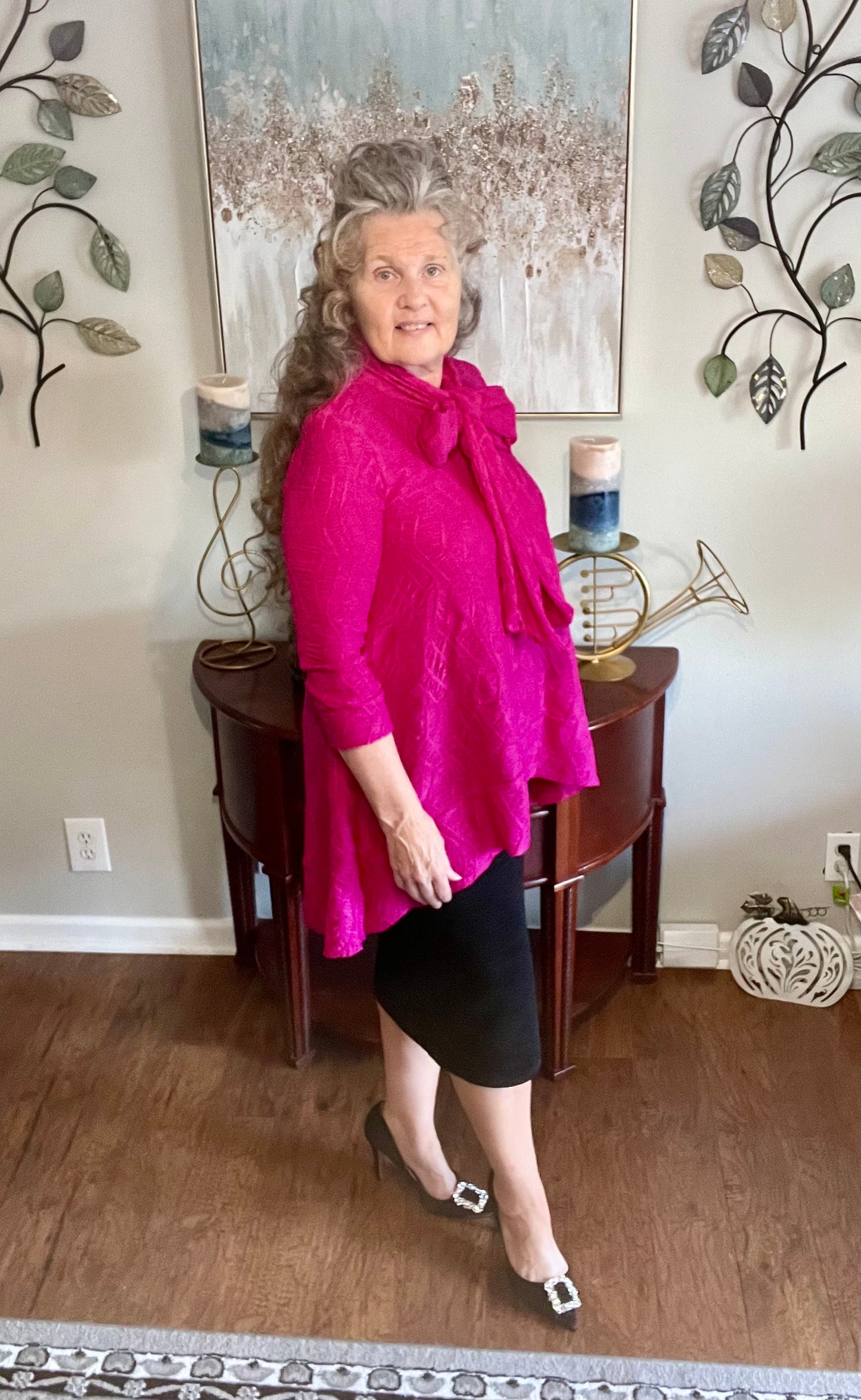 Hot Pink Bow Top!  S-M. FINAL SALE! Cannot Be Returned!