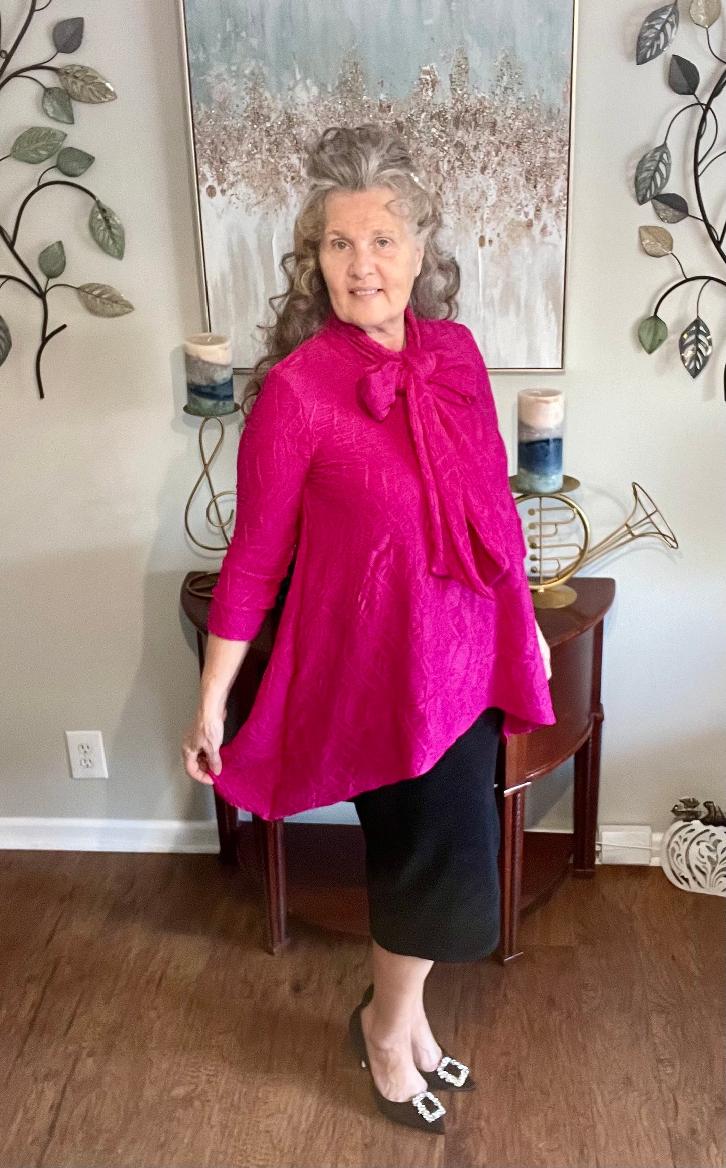 Hot Pink Bow Top!  S-M. FINAL SALE! Cannot Be Returned!