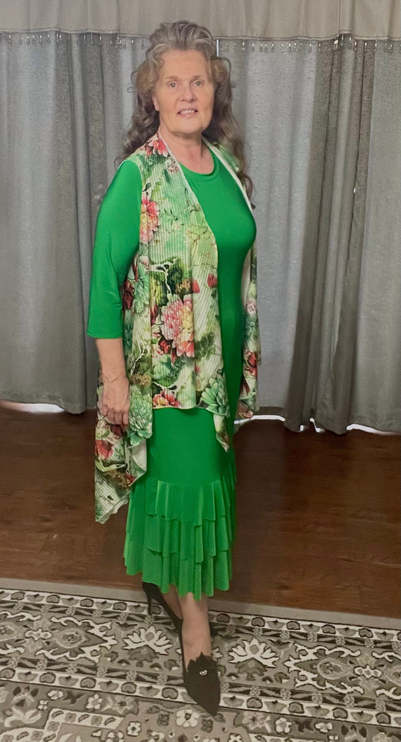 Kelly Green Ruffle Hem Dress: Small Final Sale! Cannot Be Returned!