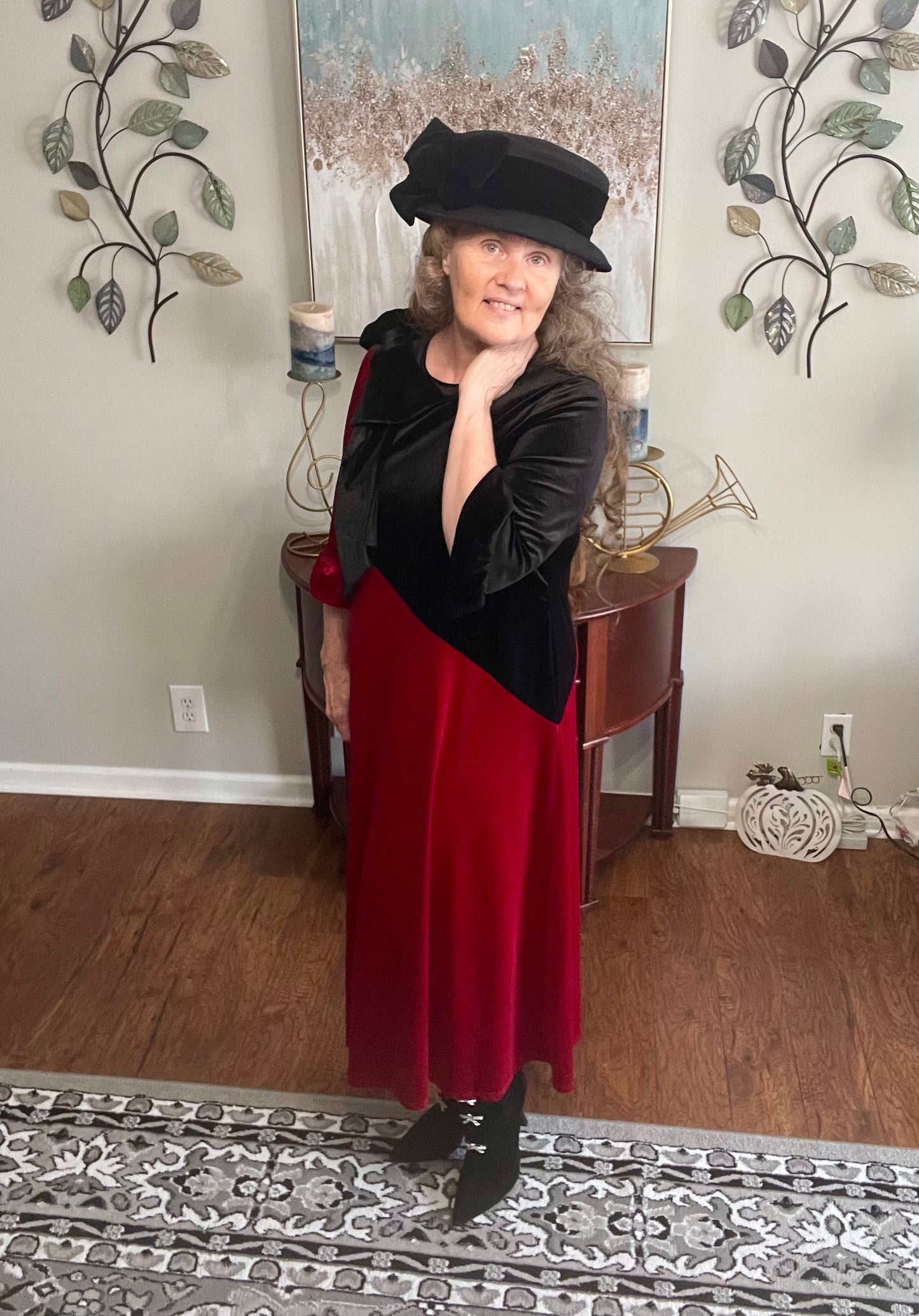 Red & Black Velvet Dress: M-3X.  Can Be Returned For Exchange Only!