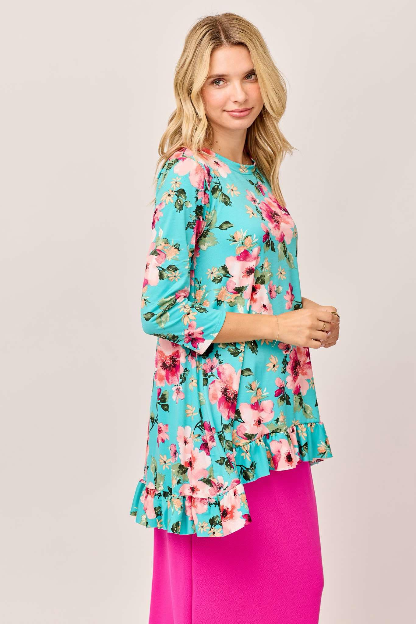 New! Turquoise/Pink Floral Top! S-3X.