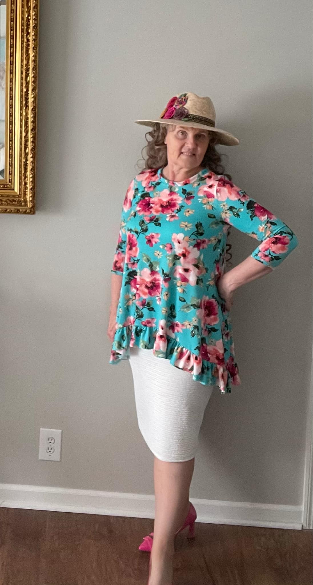 New! Turquoise/Pink Floral Top! S-3X.