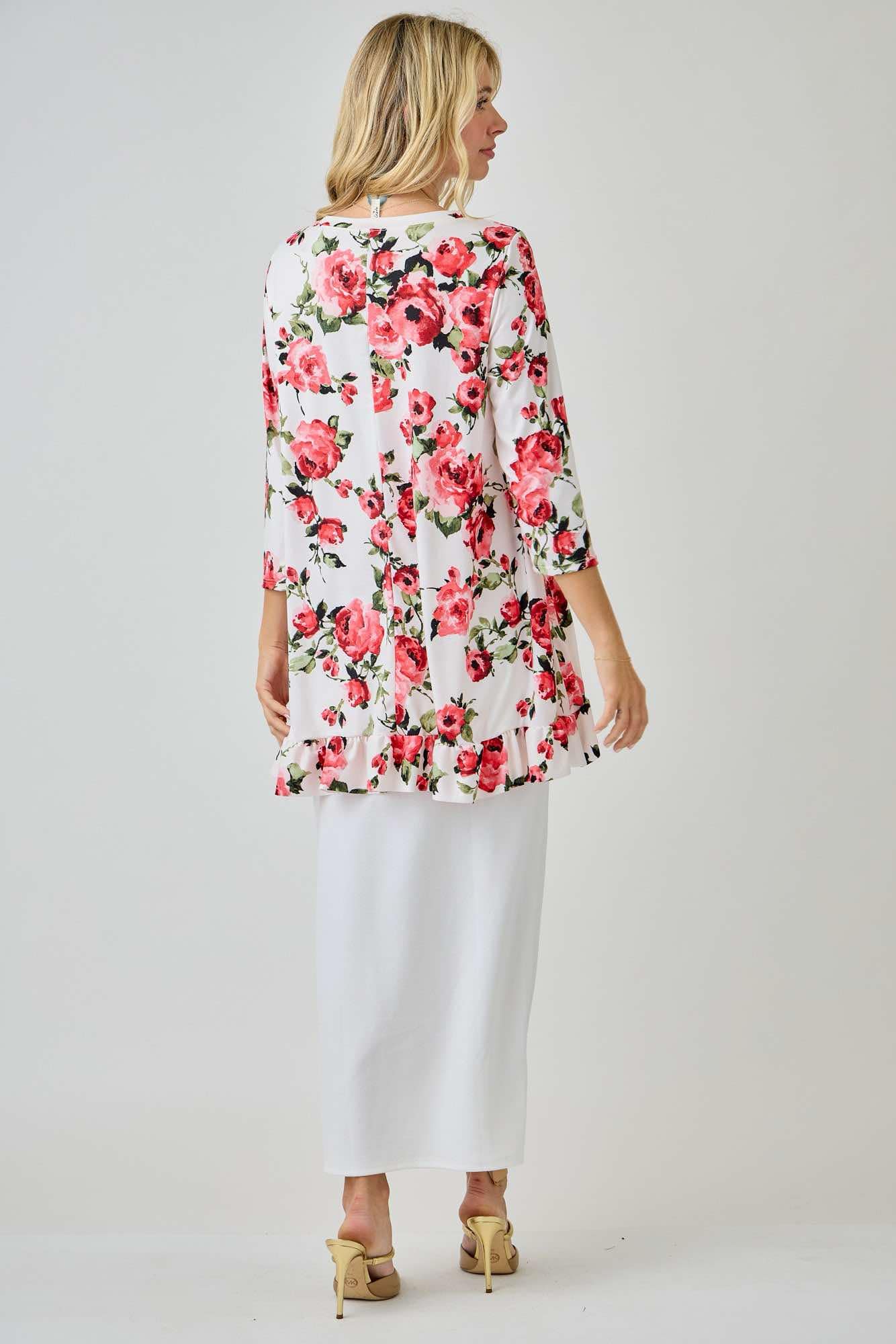 NEW! Pink Roses Top! S-3X  In Stock Now!