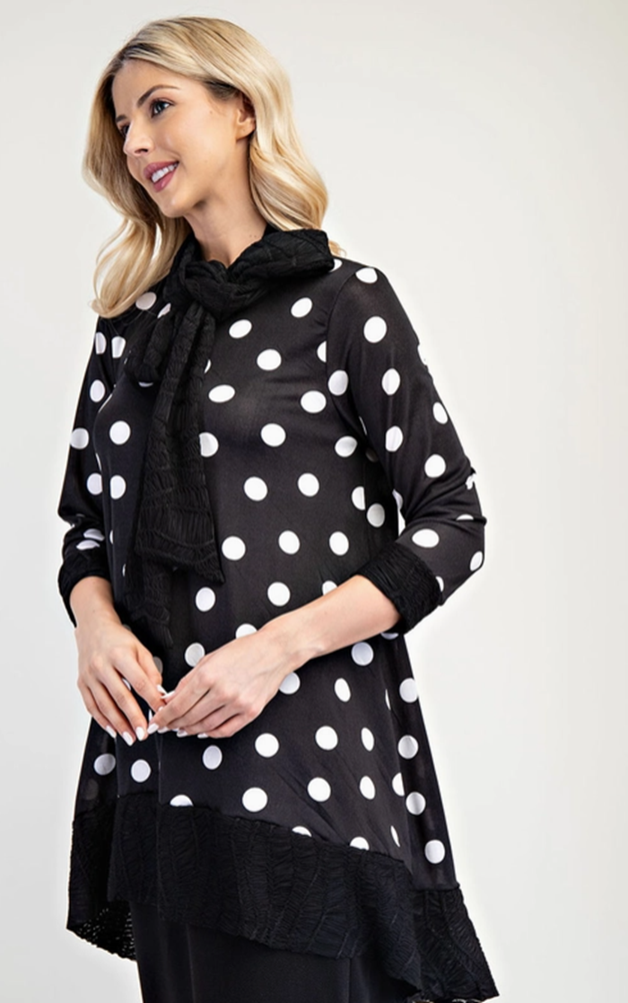 NEW! Black/White Polka Dot Bow Top: 1X-3X