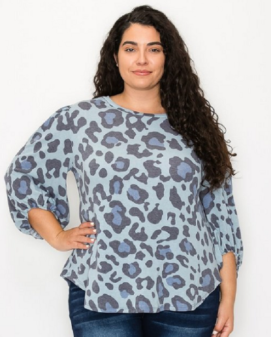 Blue Cheetah Top: 1X. FINAL SALE! Cannot Be Returned!