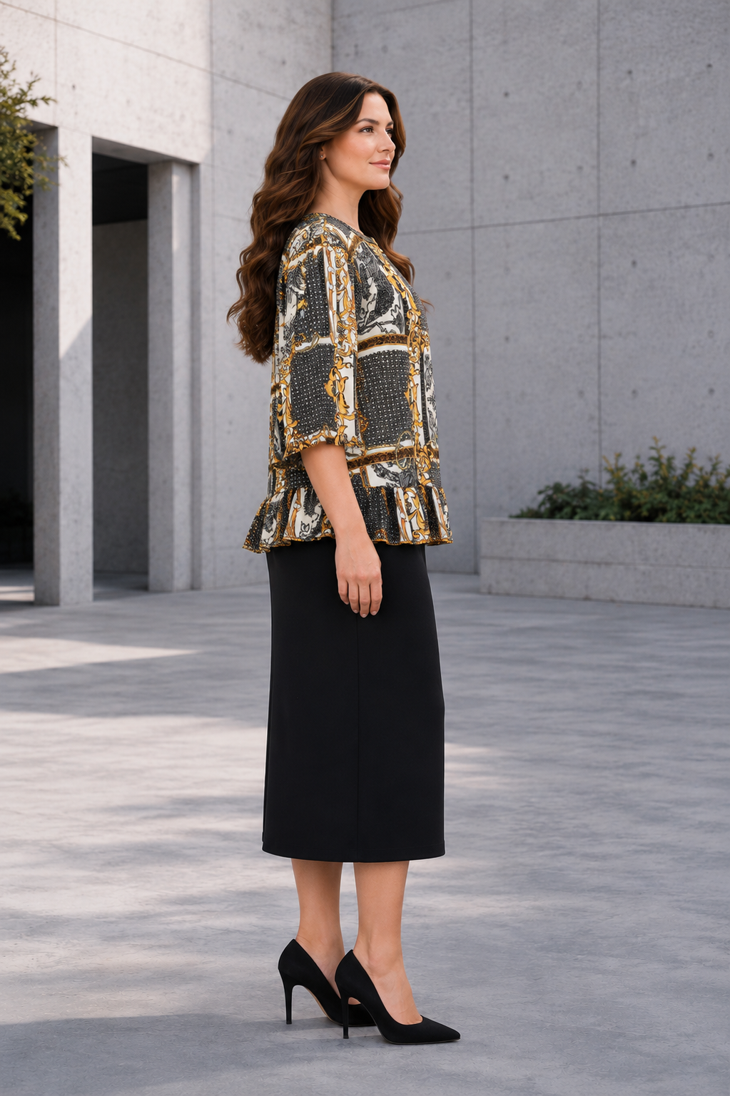 Gold Print Top:  1X:  Final Sale! Cannot Be Returned!