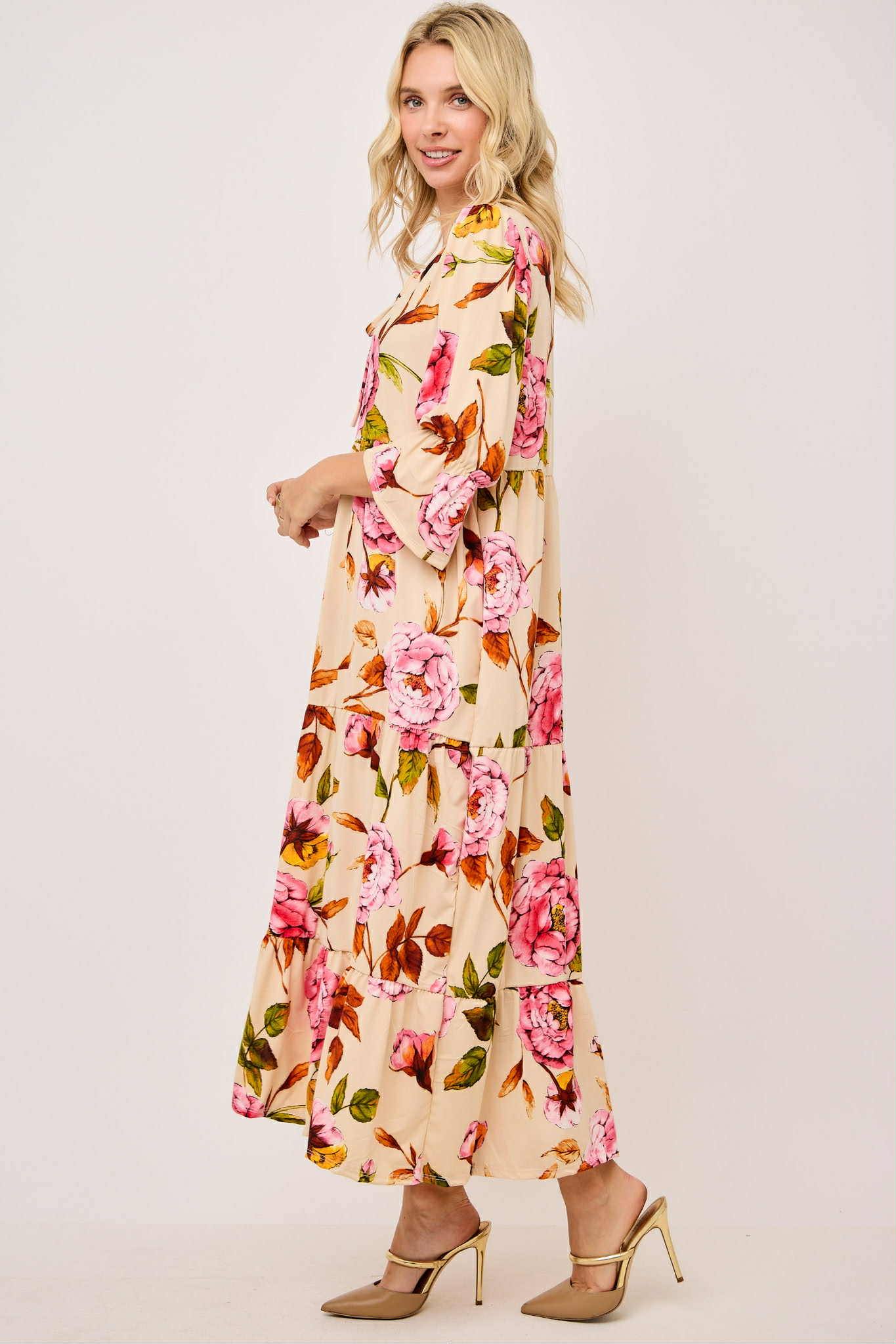 NEW!   "Victoria Too"  Beige  Floral Print Dress: S-3X